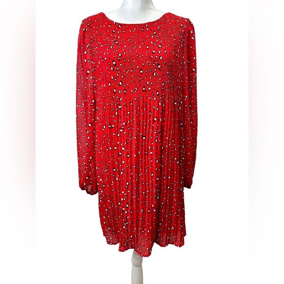 SHEIN Dresses & Skirts - SHEIN Frenchy Allover Print Tie Back Plisse Smock Dress Size L
